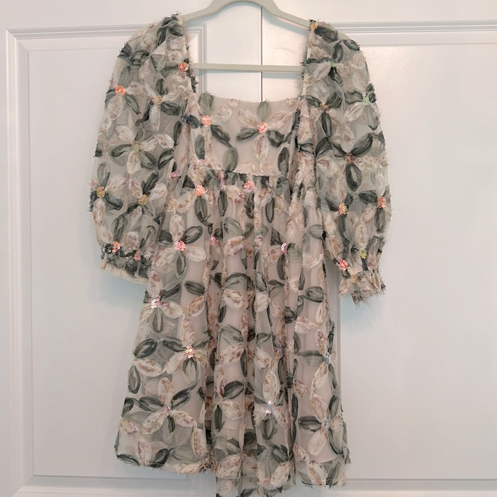 Babydoll Floral dress with sparkled detail✨NWT✨